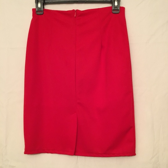 unknown Dresses & Skirts - Pretty Red Tailored Skirt. Size Medium. New🎊Host Pick🎊